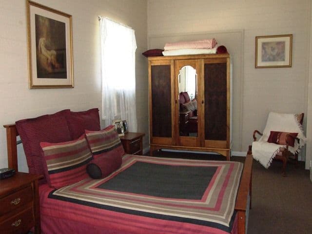43 Garden Street, BLACKALL QLD 4472, Blackall - Thumbnail 3