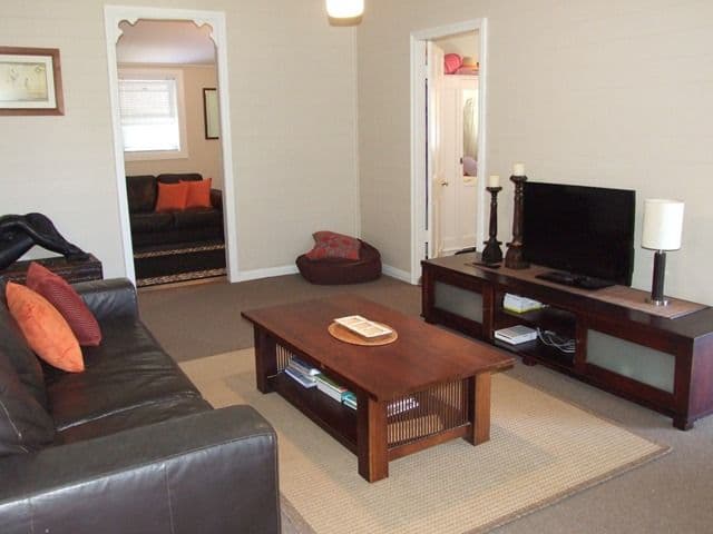 43 Garden Street, BLACKALL QLD 4472, Blackall - Thumbnail 4