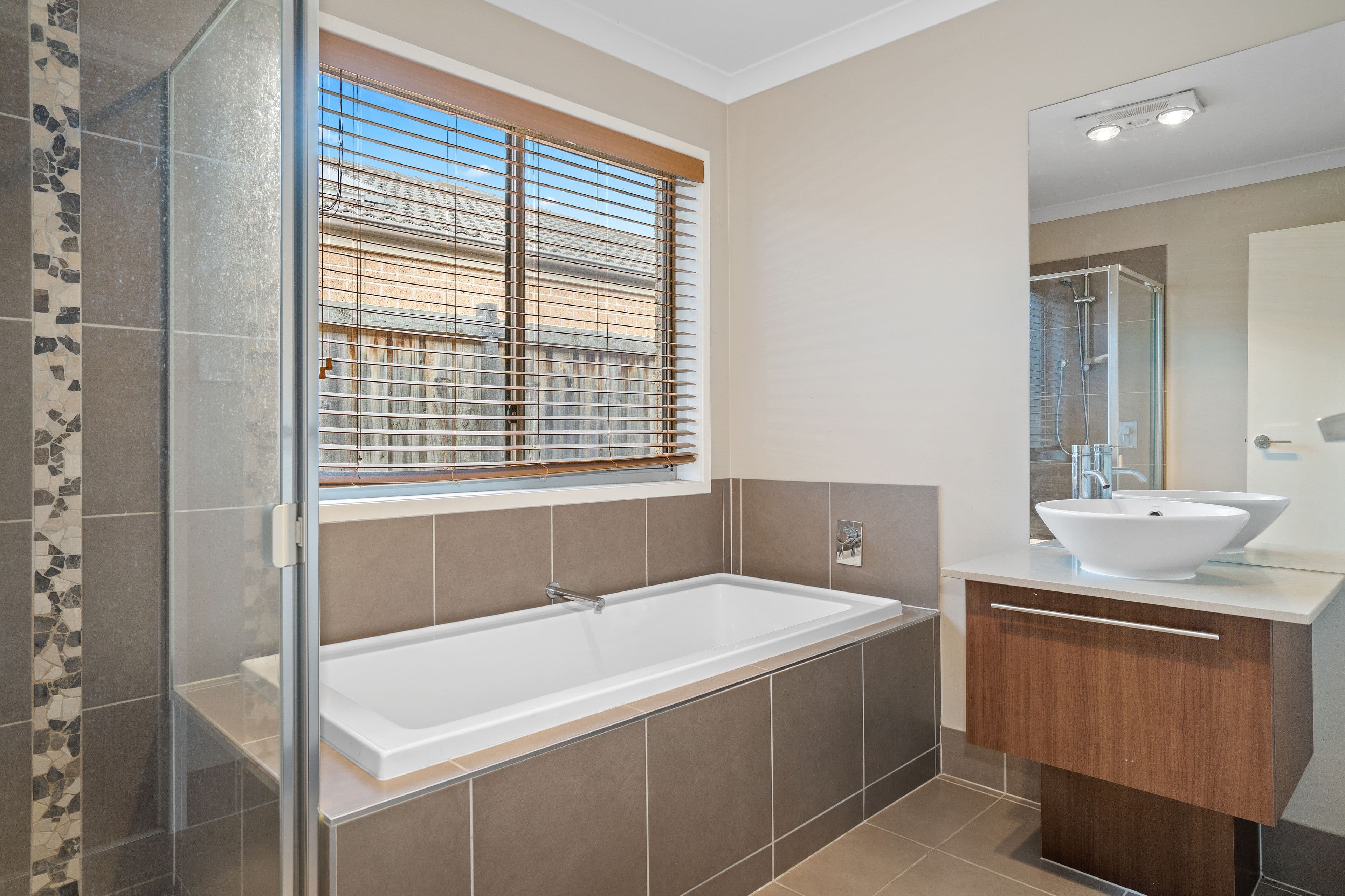 49 Cortona Grange, Mernda VIC 3754, Mernda - Thumbnail 7