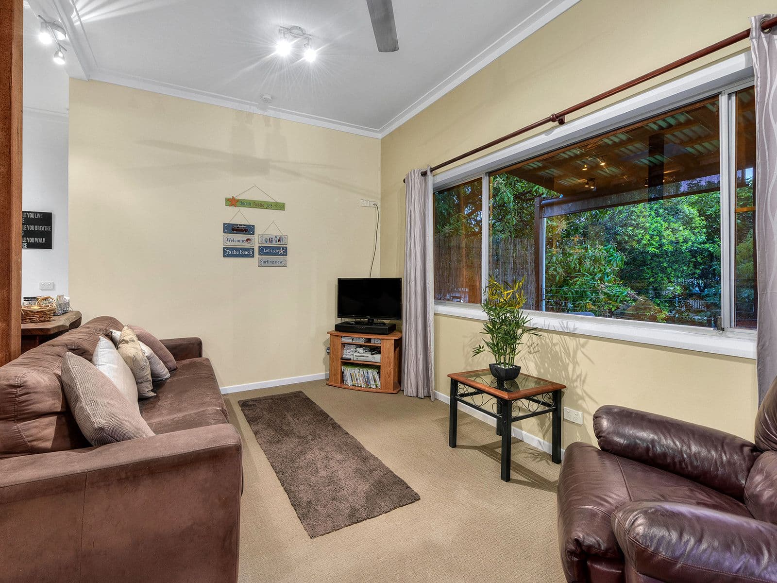 11 Park Road, Yeronga QLD 4104, Yeronga - Thumbnail 4