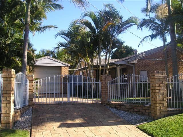 207 Chambers Flat Road, CRESTMEAD QLD 4132, Crestmead - Image 1