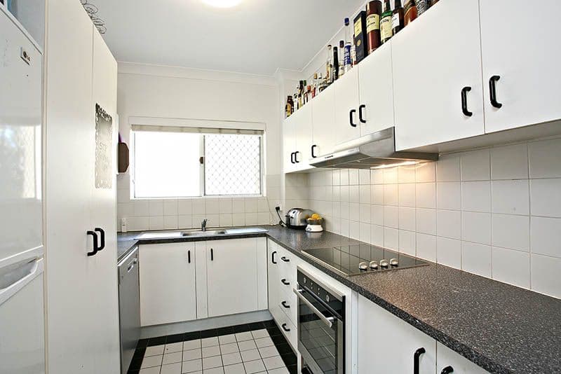 122 Waterton Street, ANNERLEY QLD 4103, Annerley - Thumbnail 3