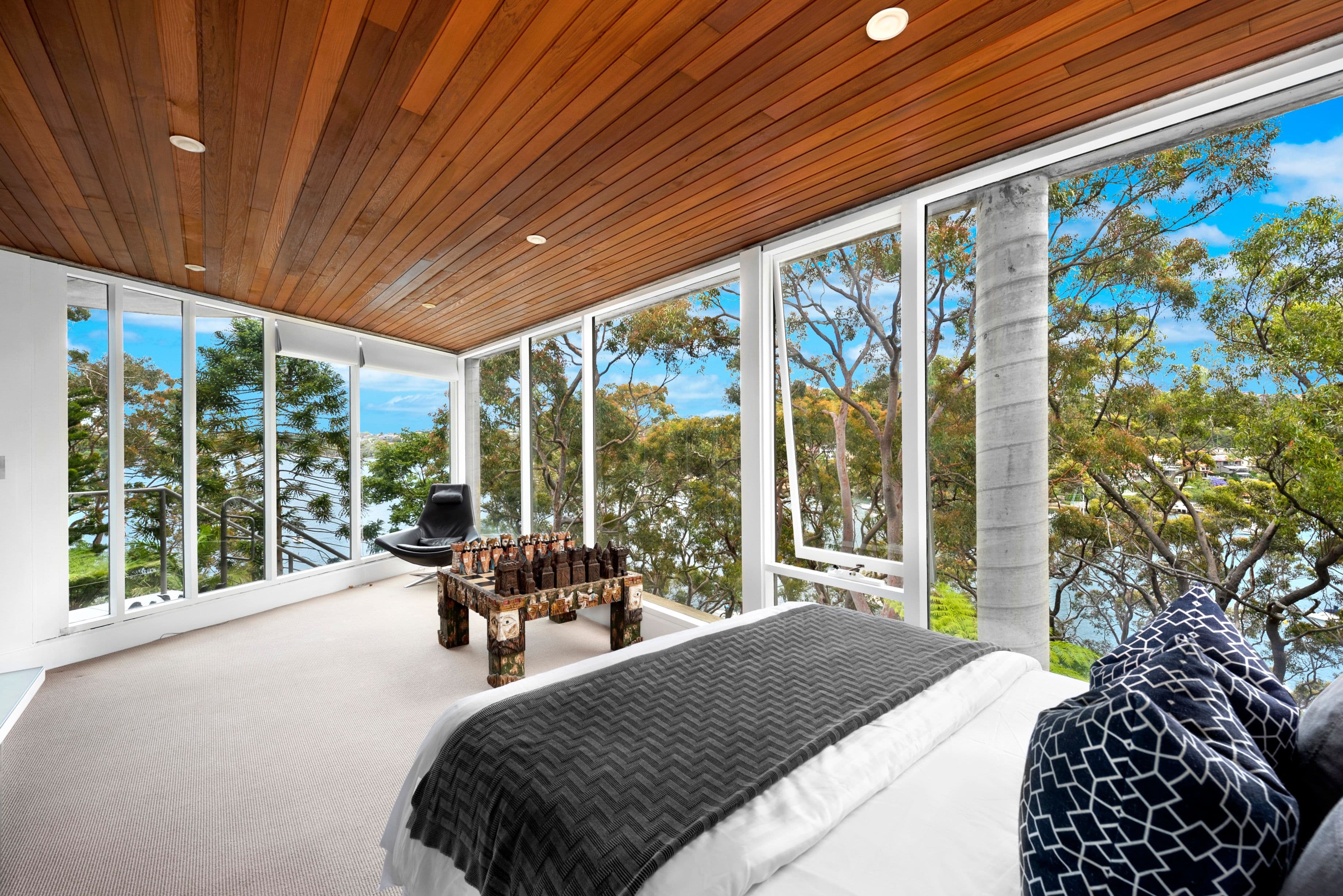 41 The Scarp, Castlecrag - Thumbnail 4