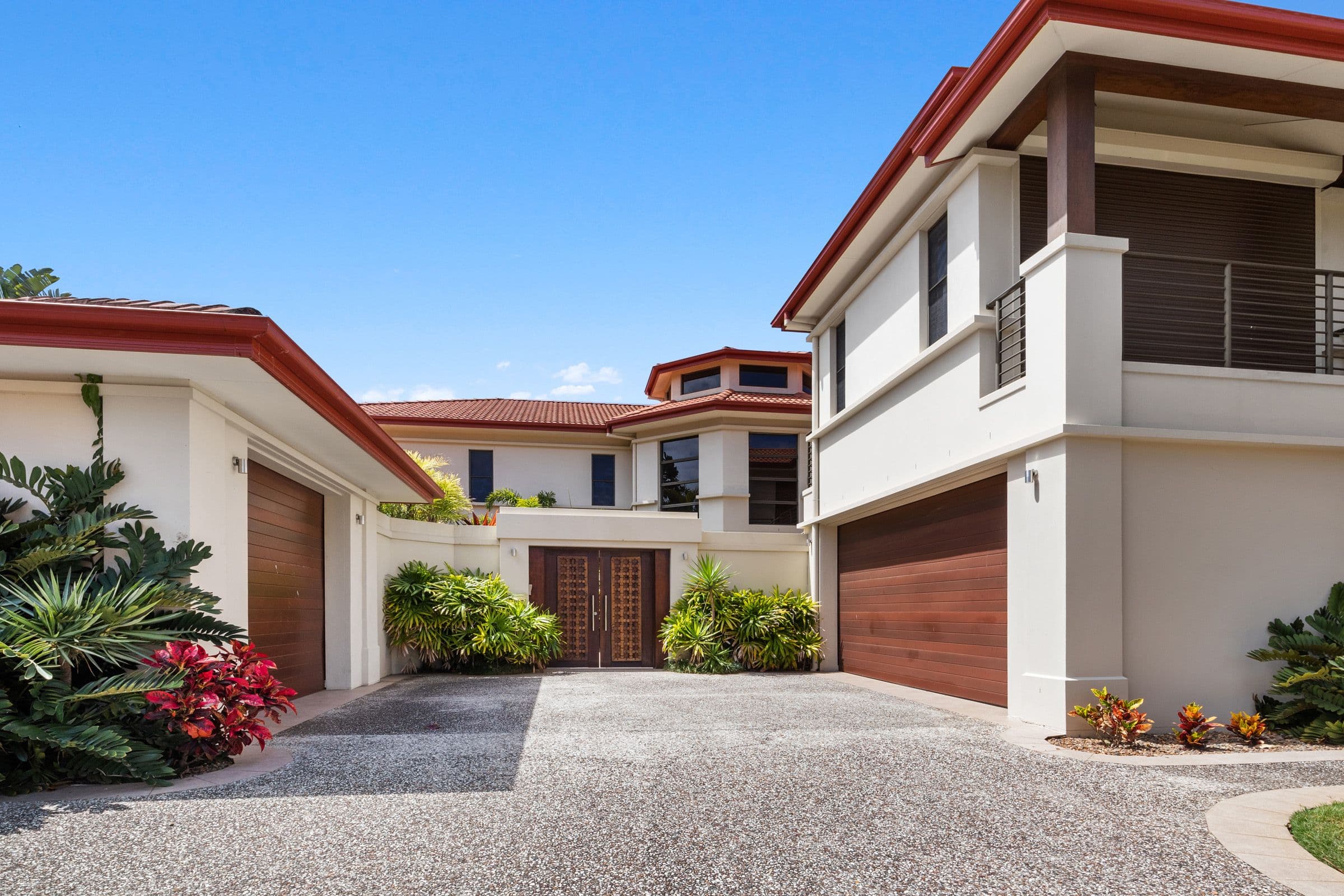 3103 Riverleigh Drive, Hope Island QLD 4212, Hope Island - Thumbnail 2