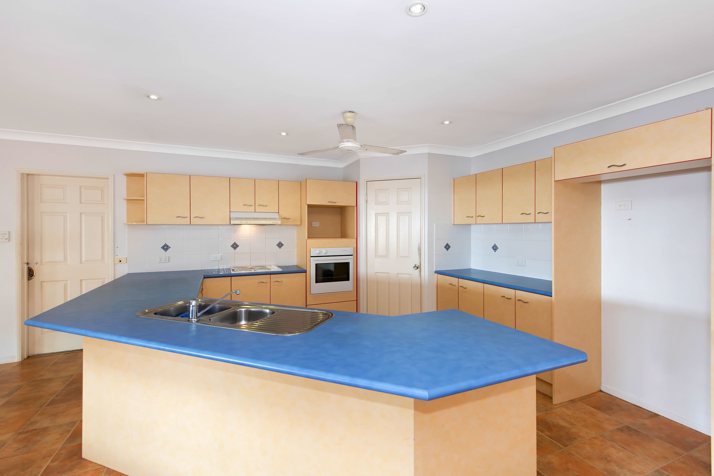 24 Mendi Drive, Bushland Beach QLD 4818, Bushland Beach - Thumbnail 3