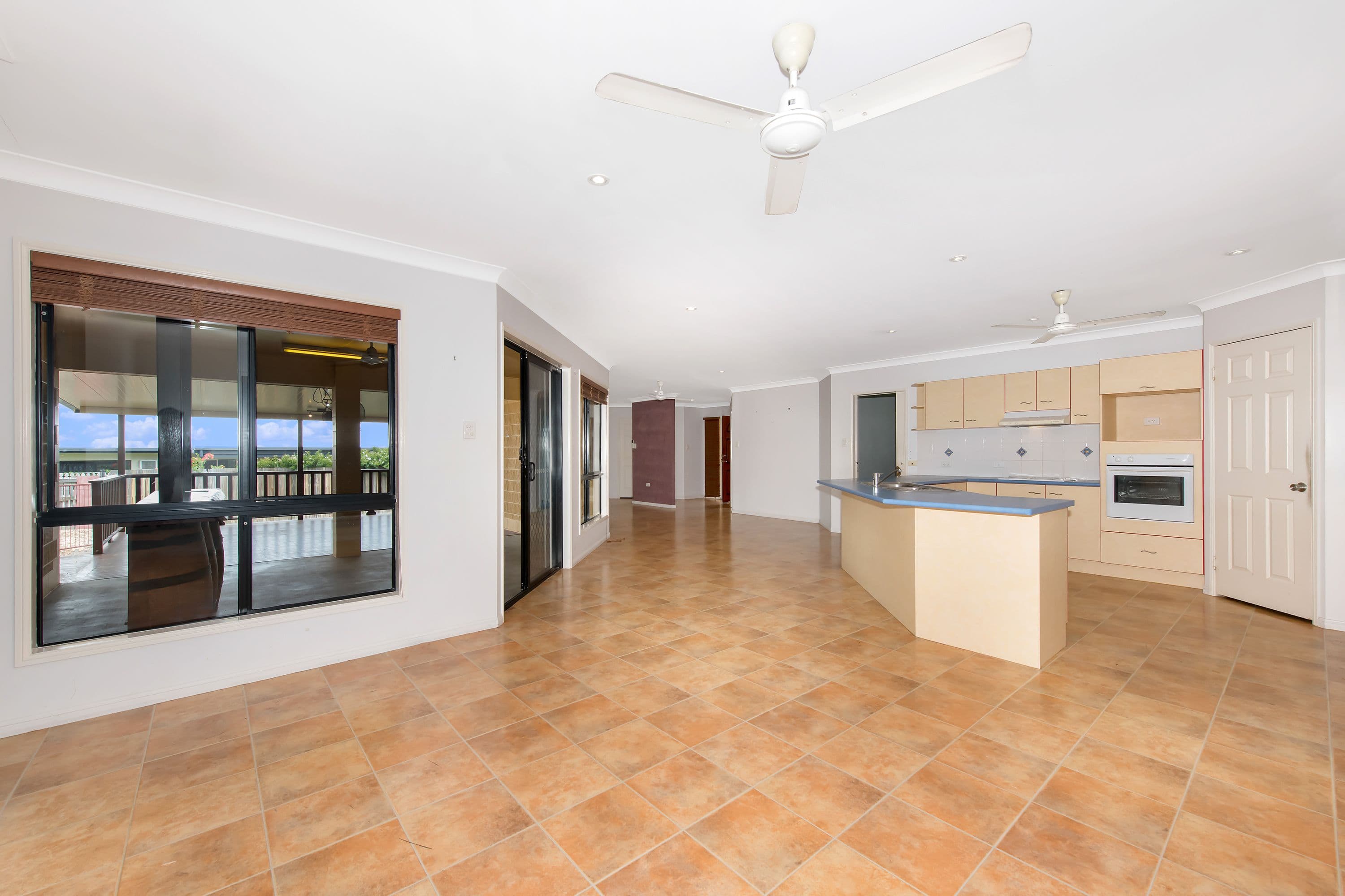 24 Mendi Drive, Bushland Beach QLD 4818, Bushland Beach - Thumbnail 4