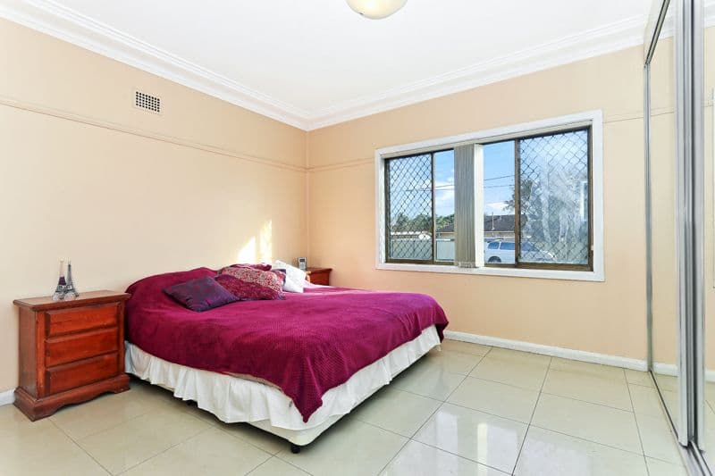 8 Lals Parade, FAIRFIELD EAST NSW 2165, Fairfield East - Thumbnail 4