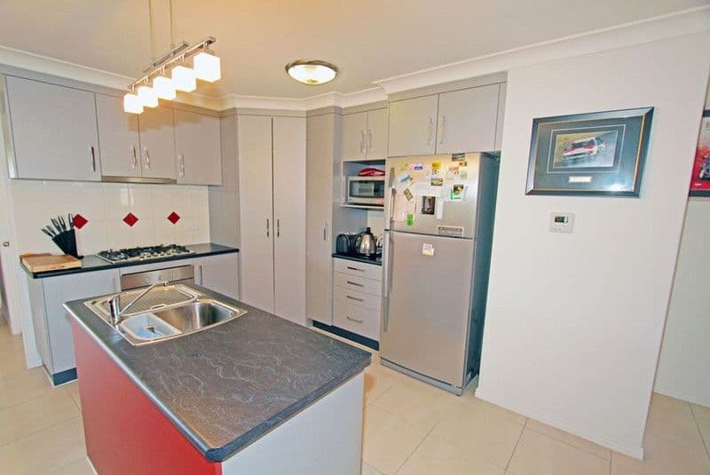 25 Aztec Court, YEPPOON QLD 4703, Yeppoon - Thumbnail 4