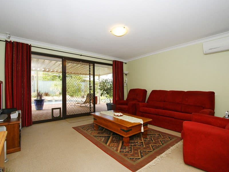 22 Pintail Parade, BALLAJURA WA 6066, Ballajura - Image 1