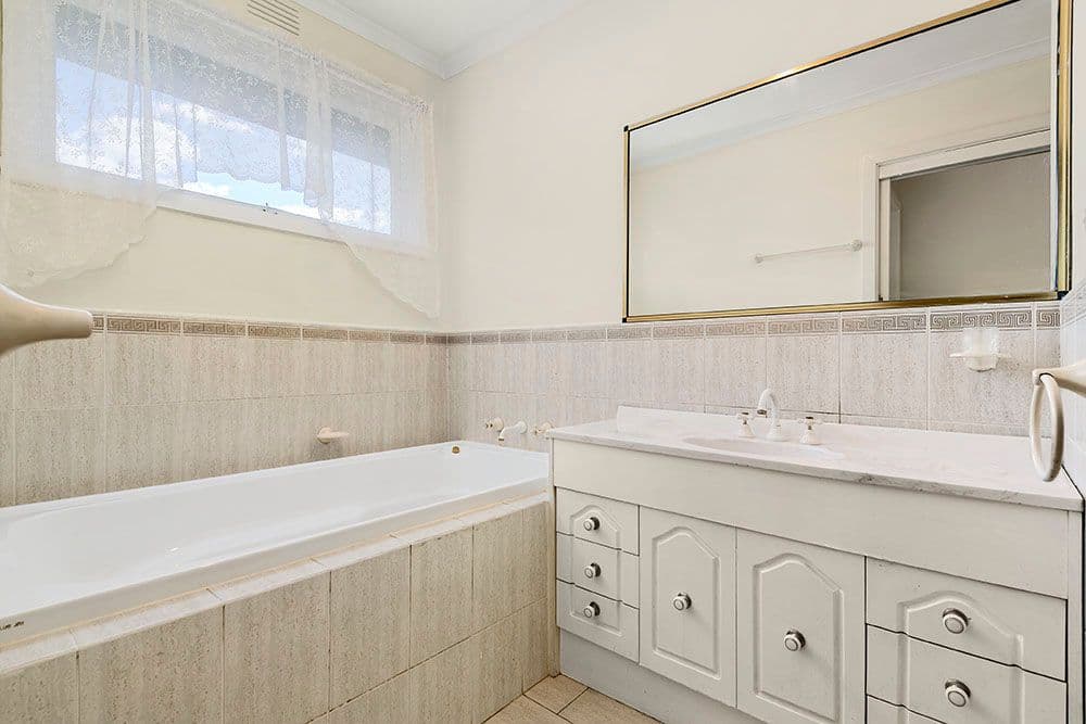 16 Towong Court, DONCASTER EAST VIC 3109, Doncaster East - Thumbnail 5