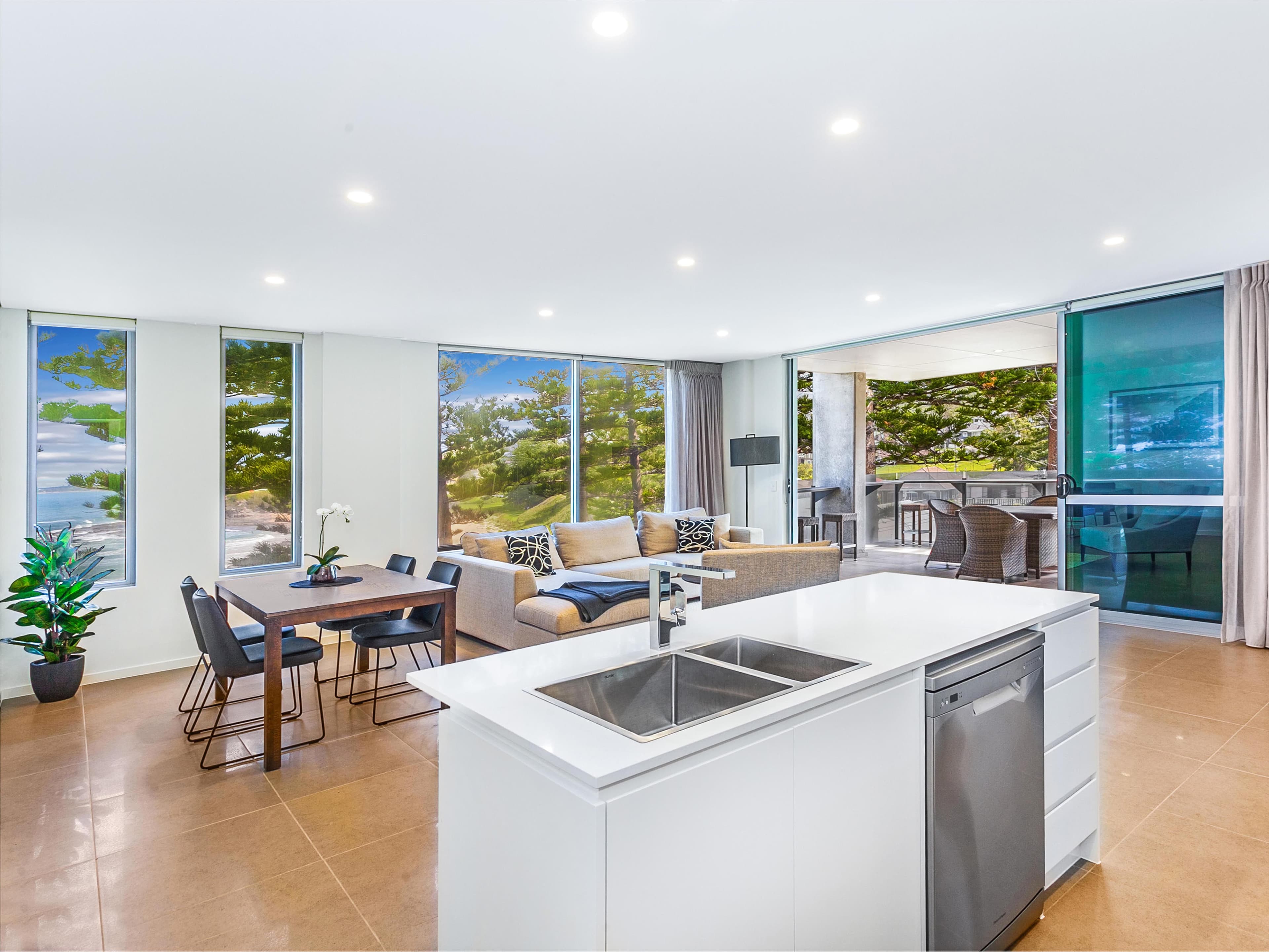 1 Yuruga Street, Austinmer - Thumbnail 7