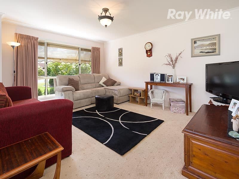 17 Pinot Crescent, COROWA NSW 2646, Corowa - Thumbnail 2