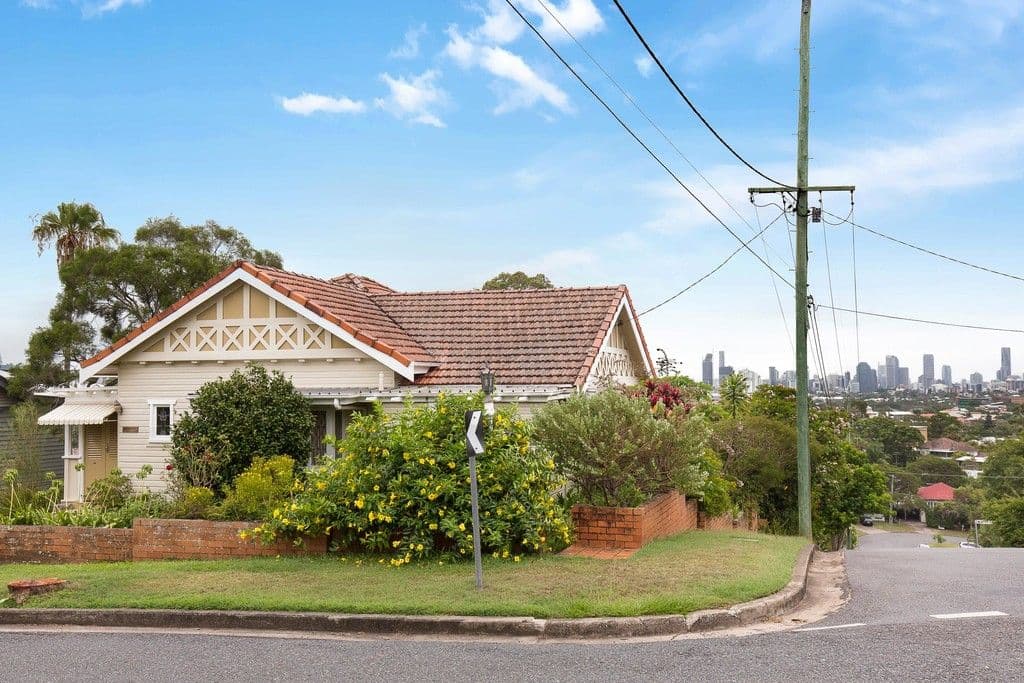 134 Sackville Street, Greenslopes QLD 4120, Greenslopes - Thumbnail 2