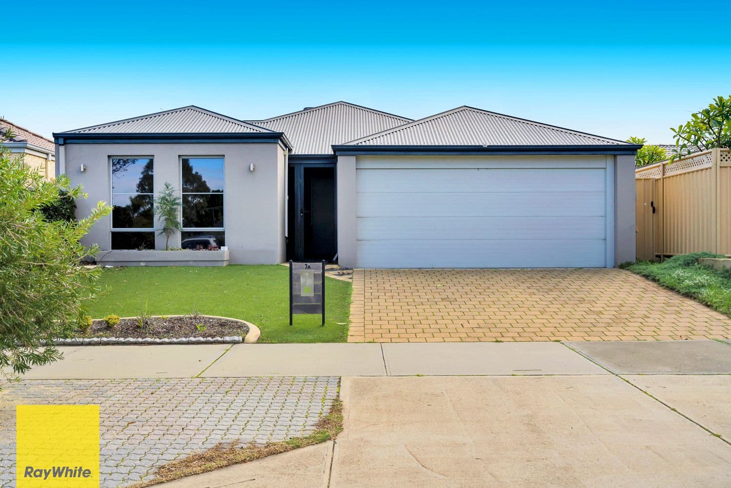 7A Brecknock Way, Girrawheen WA 6064, Girrawheen - Image 1
