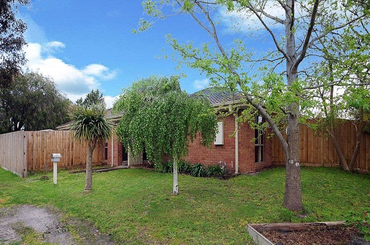 9 Greenwood Drive, Carrum Downs VIC 3201, Carrum Downs - Thumbnail 2