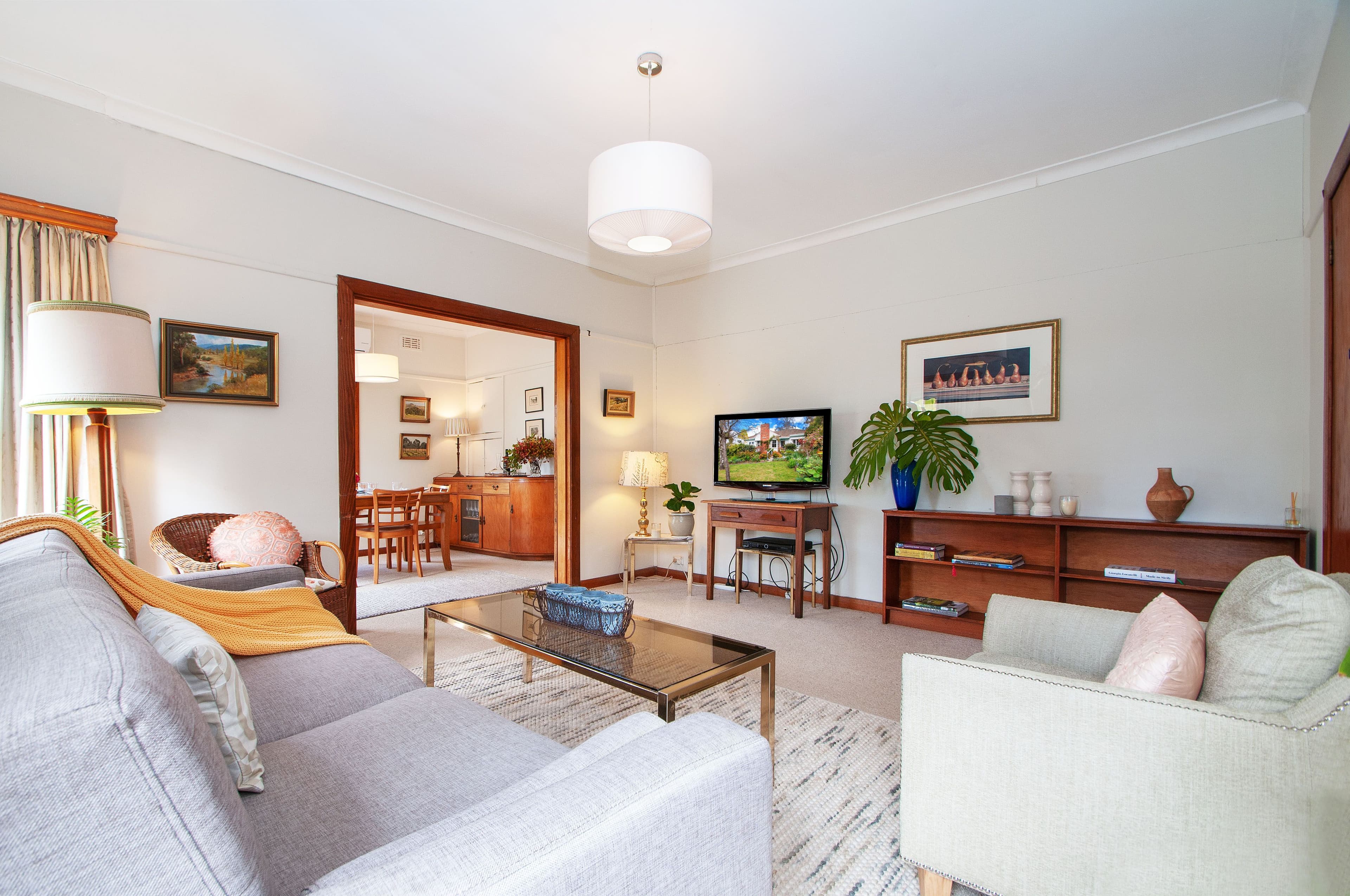17 Grand View Avenue, Croydon VIC 3136, Croydon - Thumbnail 2