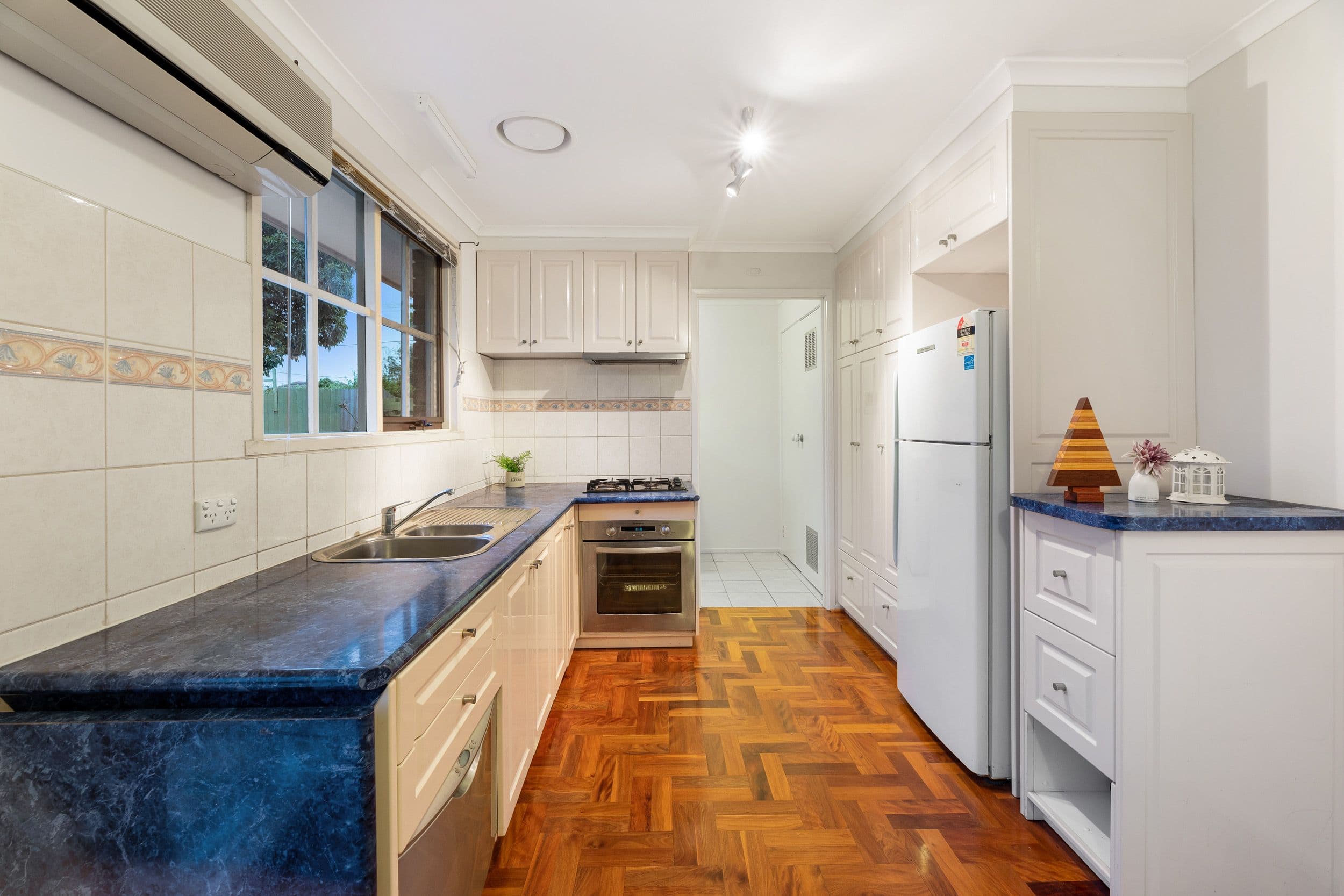 27-29 Andrews Street, Burwood VIC 3125, Burwood - Thumbnail 4
