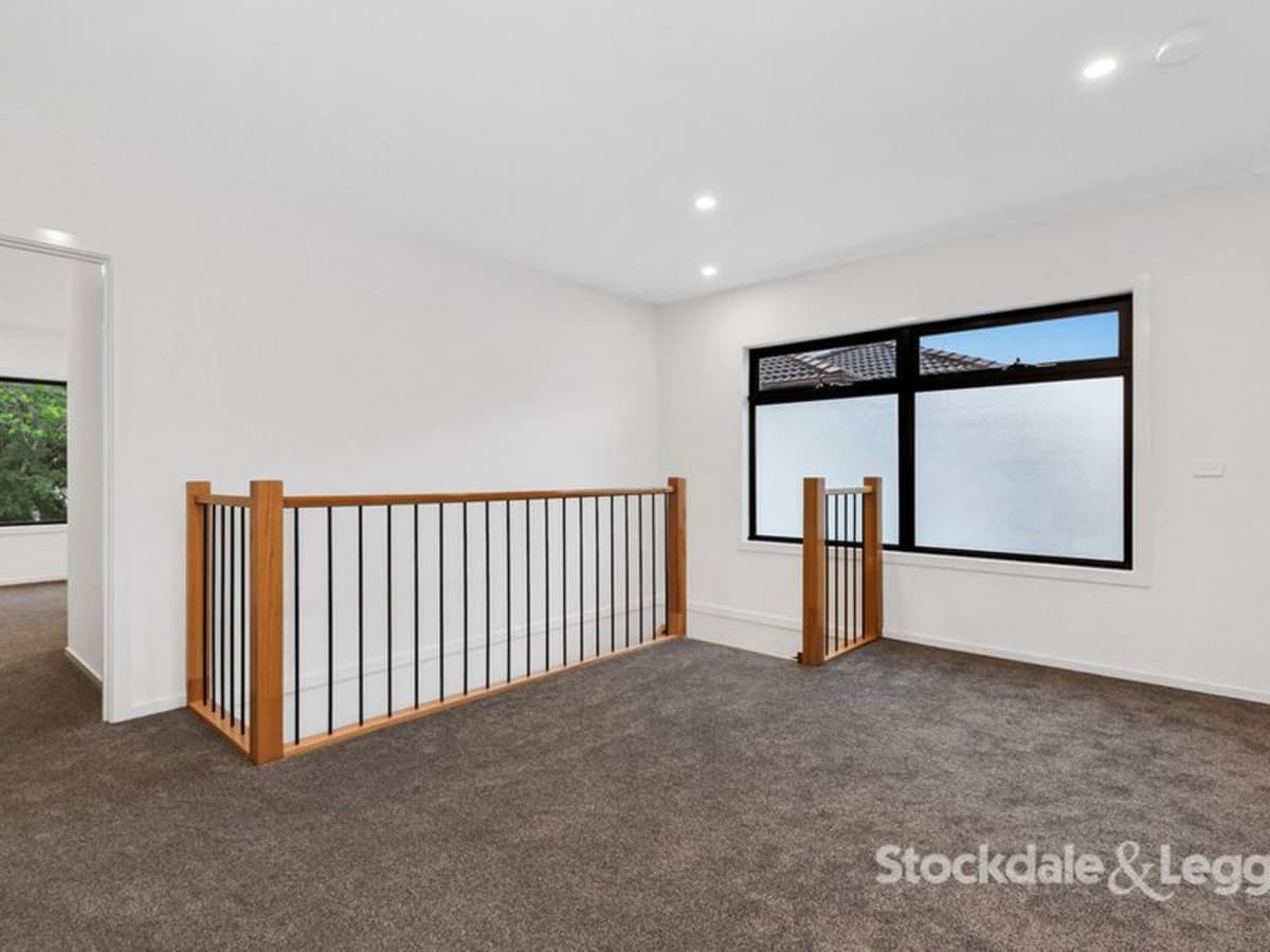 12 Chifley Avenue, GLENROY VIC 3046, Glenroy - Thumbnail 6