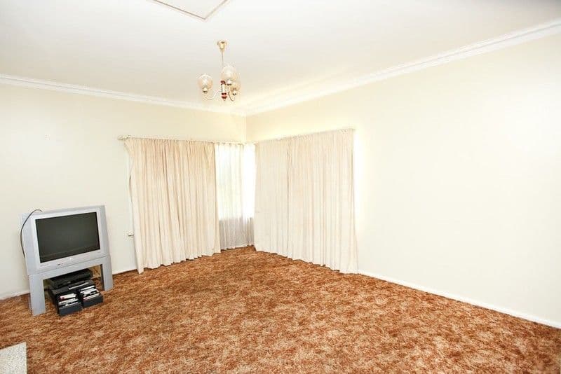 68 Tenth Street, MILDURA VIC 3500, Mildura - Thumbnail 3
