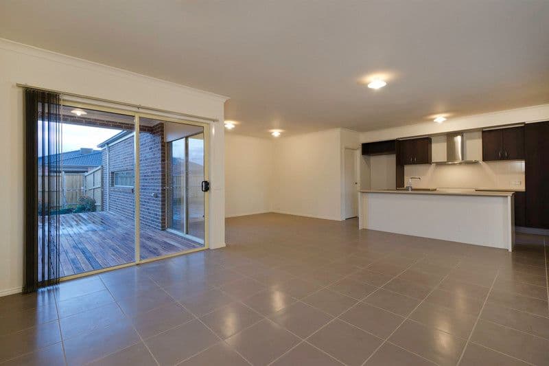 9 Delaney Boulevard, WILLIAMS LANDING VIC 3027, Williams Landing - Thumbnail 6