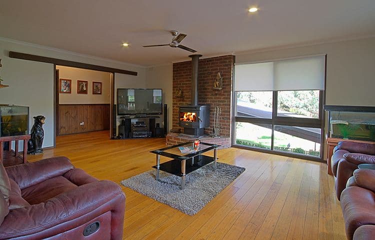45 Coolaroo Avenue, HURSTBRIDGE VIC 3099, Hurstbridge - Thumbnail 2