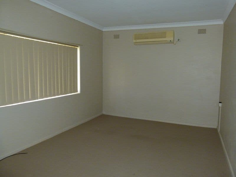 17 Queen Street, FORBES NSW 2871, Forbes - Thumbnail 4