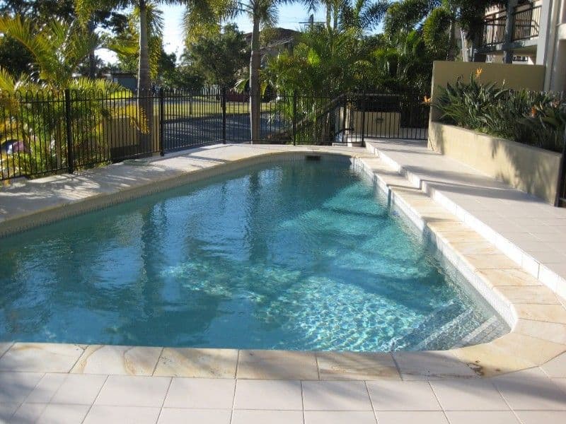 4-6 Oleander Avenue, BIGGERA WATERS QLD 4216, Biggera Waters - Thumbnail 2
