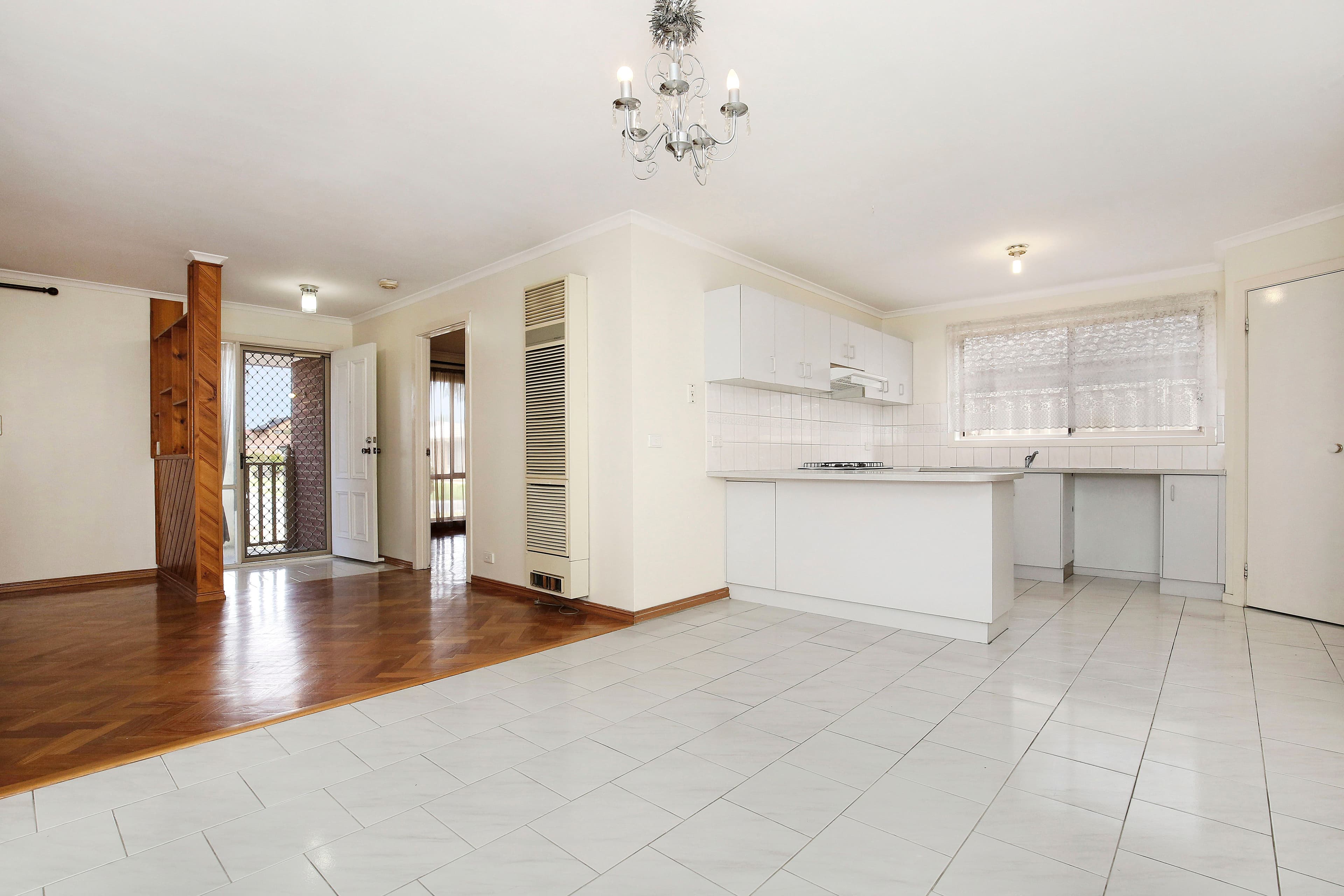 8 Woodlands Place, Lalor VIC 3075, Lalor - Thumbnail 3