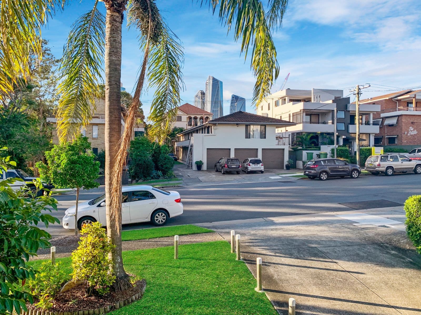 14 Rosewood Avenue, Broadbeach QLD 4218, Broadbeach - Thumbnail 7