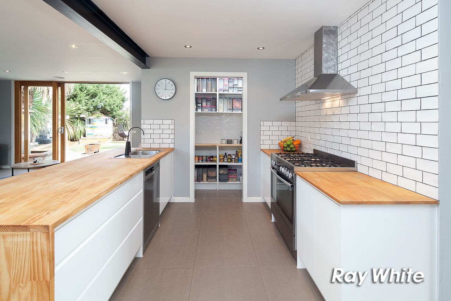 30 Hoffmans Road, Essendon - Thumbnail 6