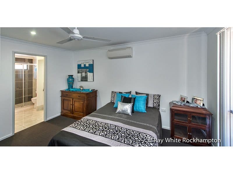 12 Mistletoe Avenue, NORMAN GARDENS QLD 4701, Norman Gardens - Thumbnail 3