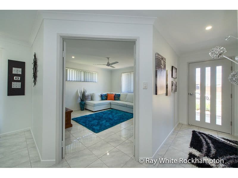12 Mistletoe Avenue, NORMAN GARDENS QLD 4701, Norman Gardens - Thumbnail 8