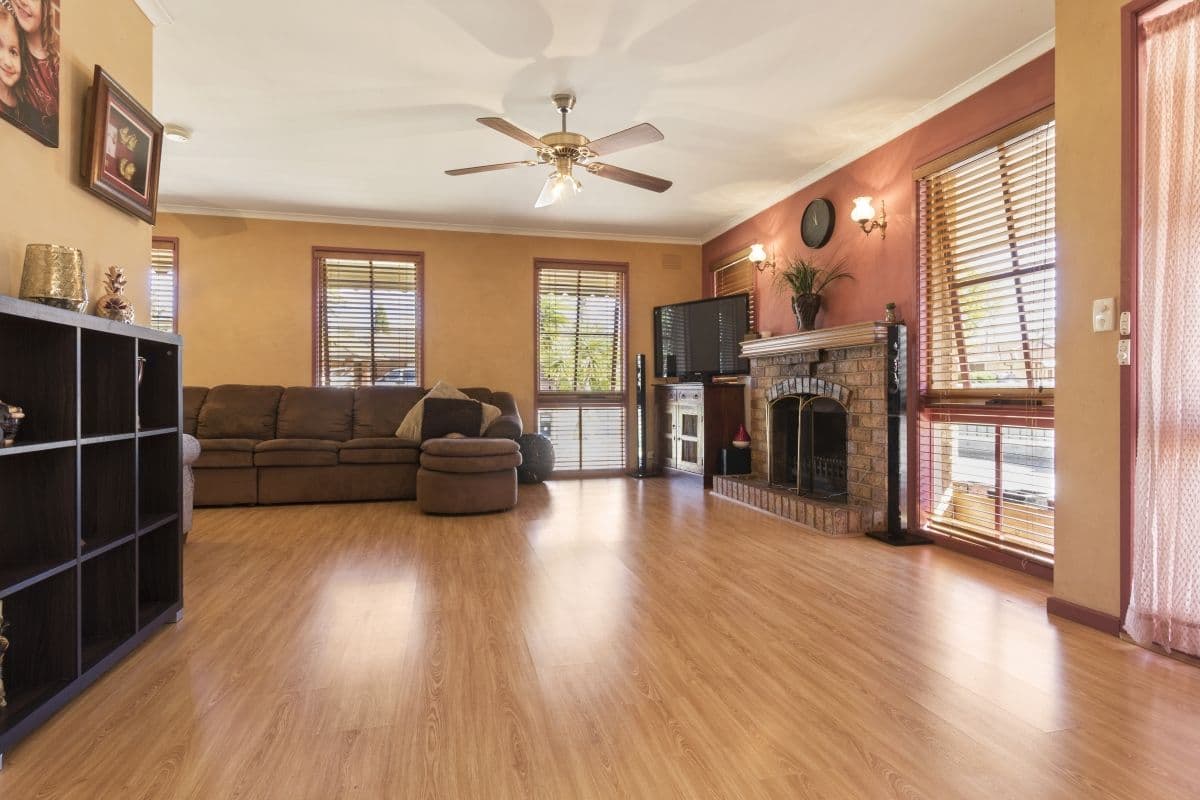 9 Shearer Close, Hoppers Crossing VIC 3029, Hoppers Crossing - Thumbnail 2