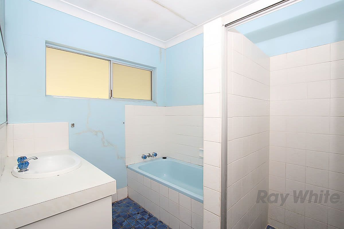 10 Thompson Street, Bundamba QLD 4304, Bundamba - Thumbnail 4