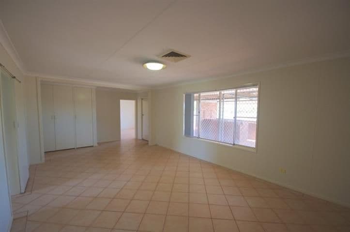 15 Gascoyne Crescent, Dampier WA 6713, Dampier - Thumbnail 8
