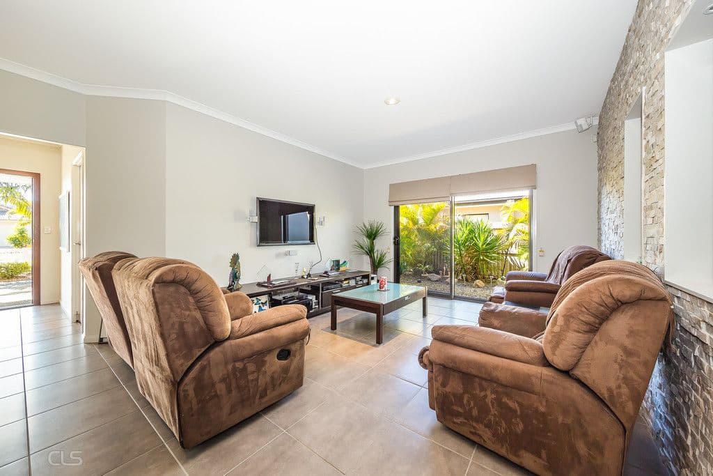49 Dunebean Drive, Banksia Beach QLD 4507, Banksia Beach - Thumbnail 4