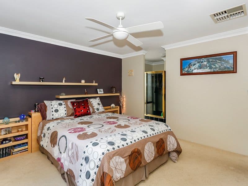 4 Bowood Cove, Kiara WA 6054, Kiara - Thumbnail 4