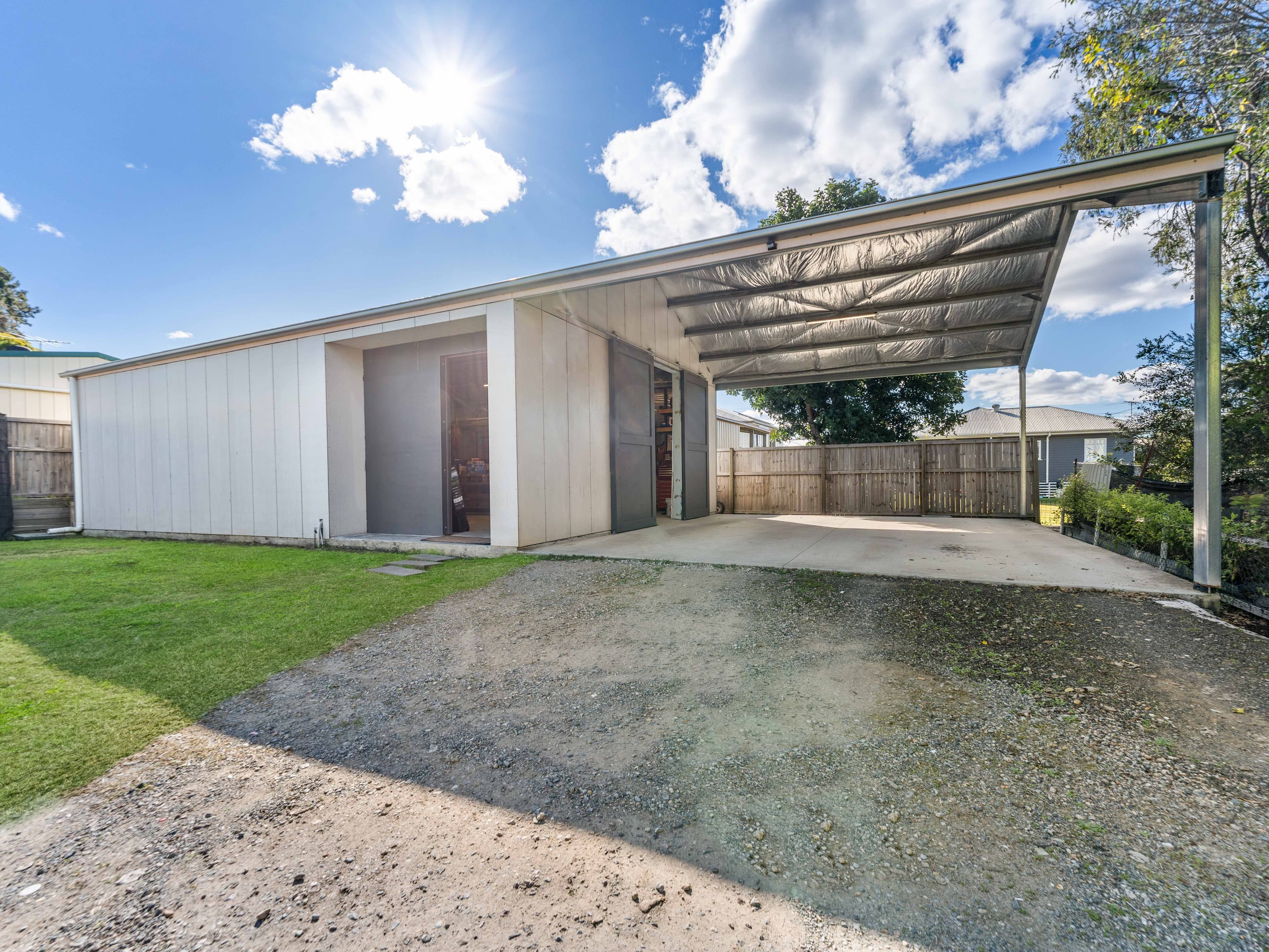24 Dell Street, Eastern Heights QLD 4305, Eastern Heights - Thumbnail 3