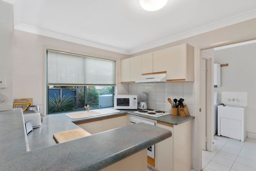 92 Guineas Creek Road, Currumbin Waters QLD 4223, Currumbin Waters - Thumbnail 2