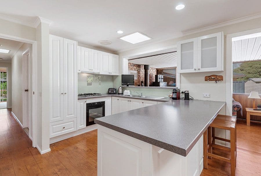 90 Langdon Crescent, Craigieburn VIC 3064, Craigieburn - Thumbnail 3