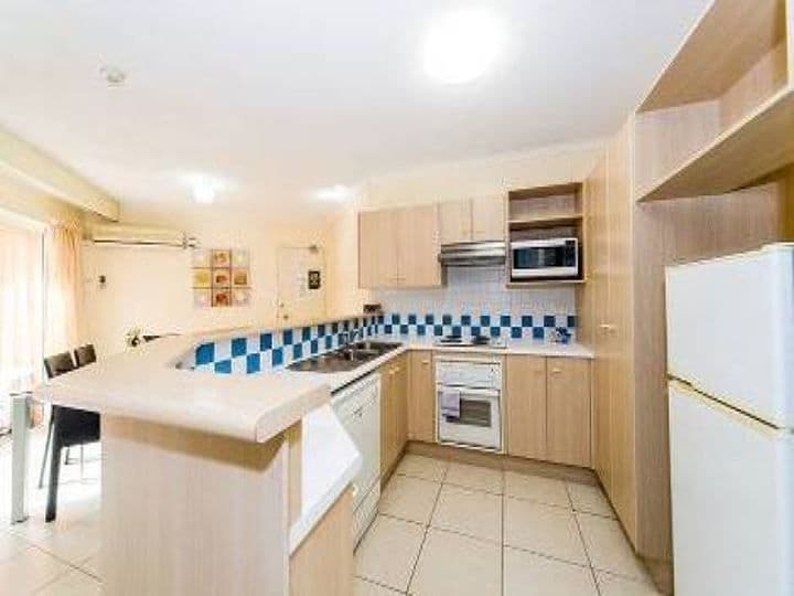 220 Marine Parade, Labrador QLD 4215, Labrador - Thumbnail 4