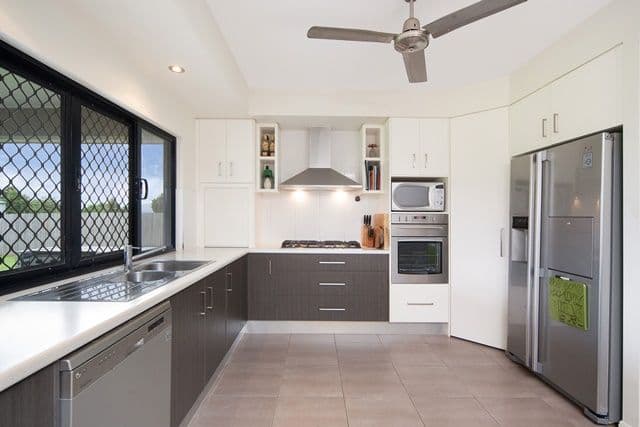 19 Carruthers Street, EDMONTON QLD 4869, Edmonton - Thumbnail 2