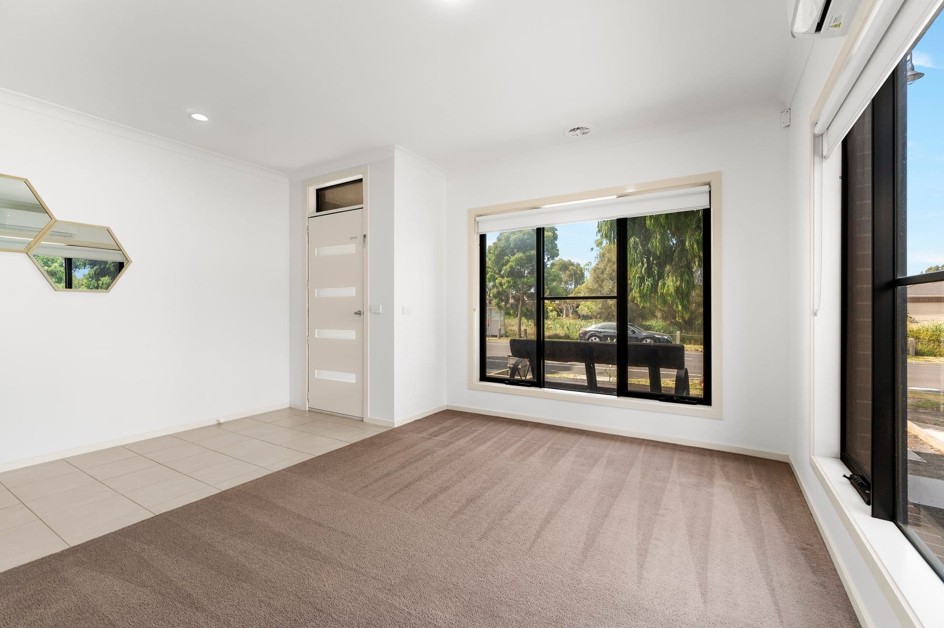 87 Pearson Road, Mernda VIC 3754, Mernda - Thumbnail 3