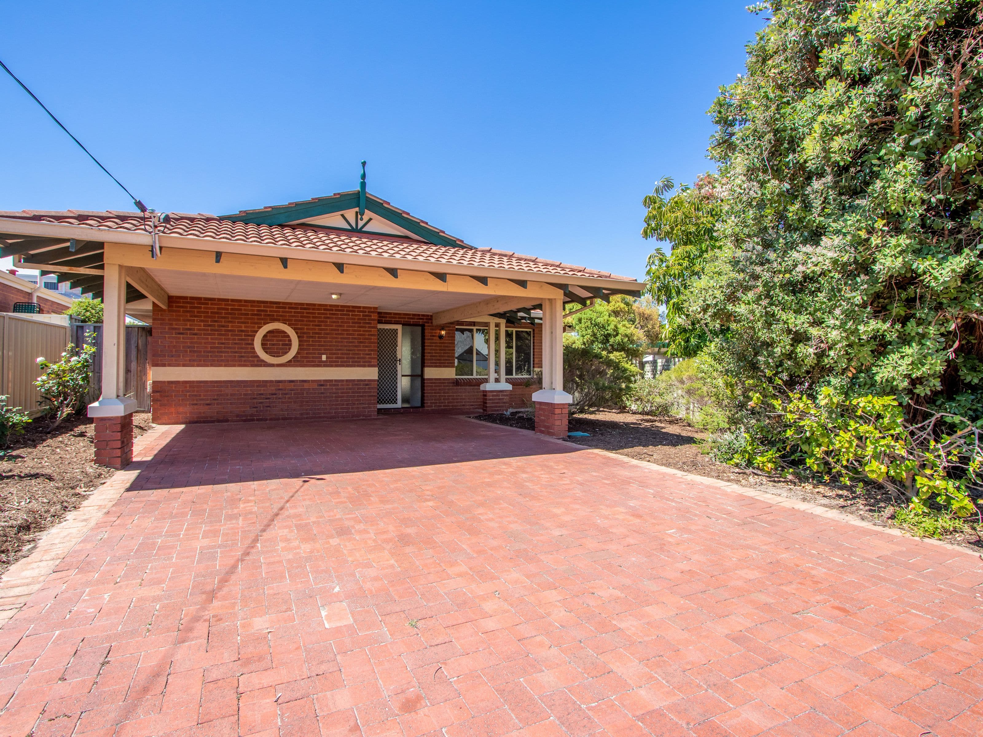20 Griffin Crescent, Manning WA 6152, Manning - Image 1