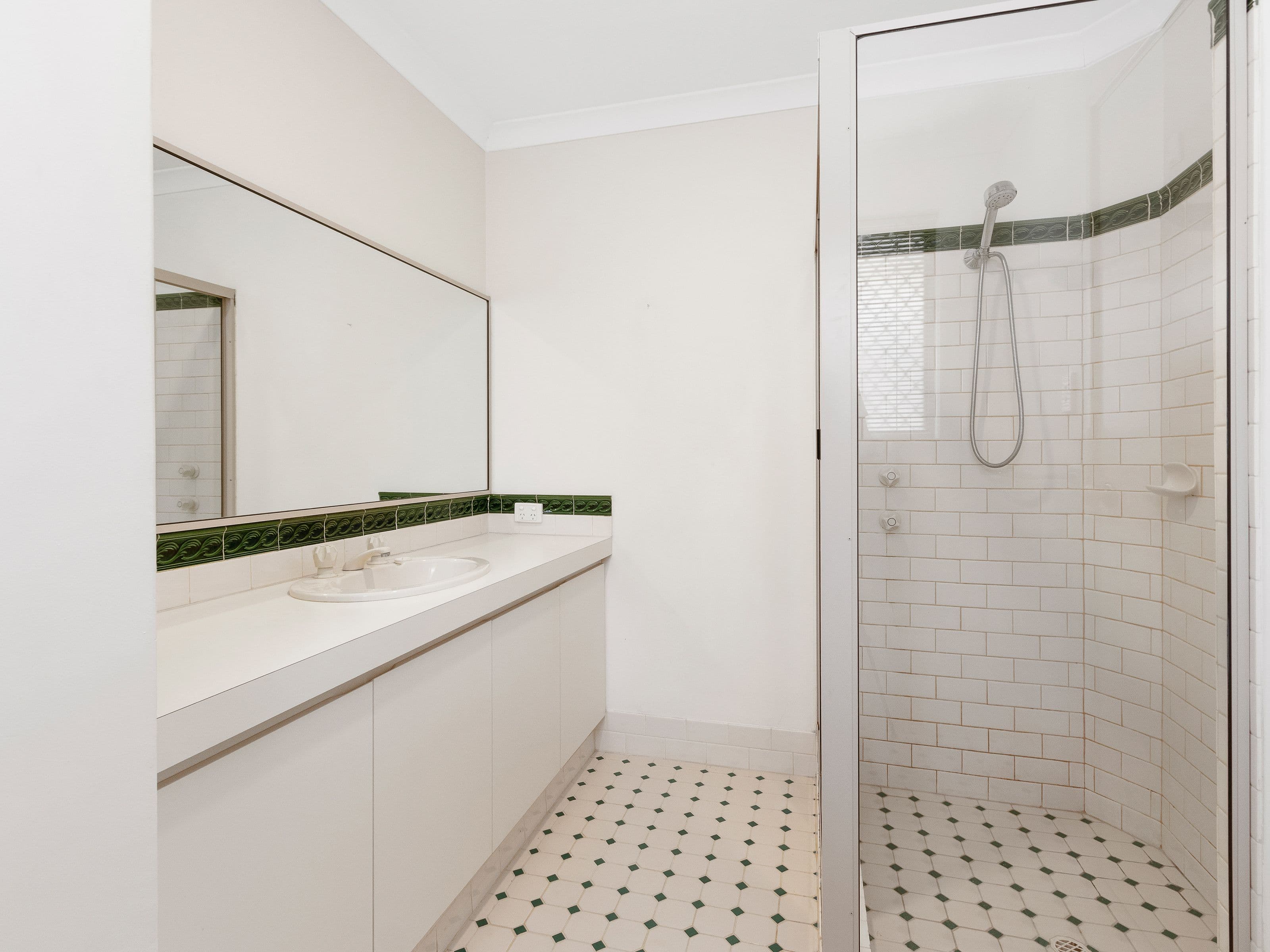 20 Griffin Crescent, Manning WA 6152, Manning - Thumbnail 8