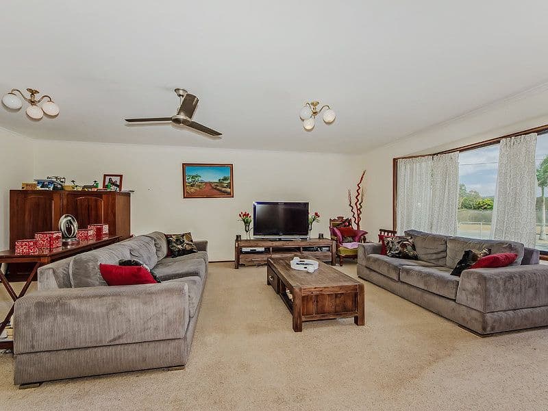 22 Pinewood Street, UPPER COOMERA QLD 4209, Upper Coomera - Thumbnail 6