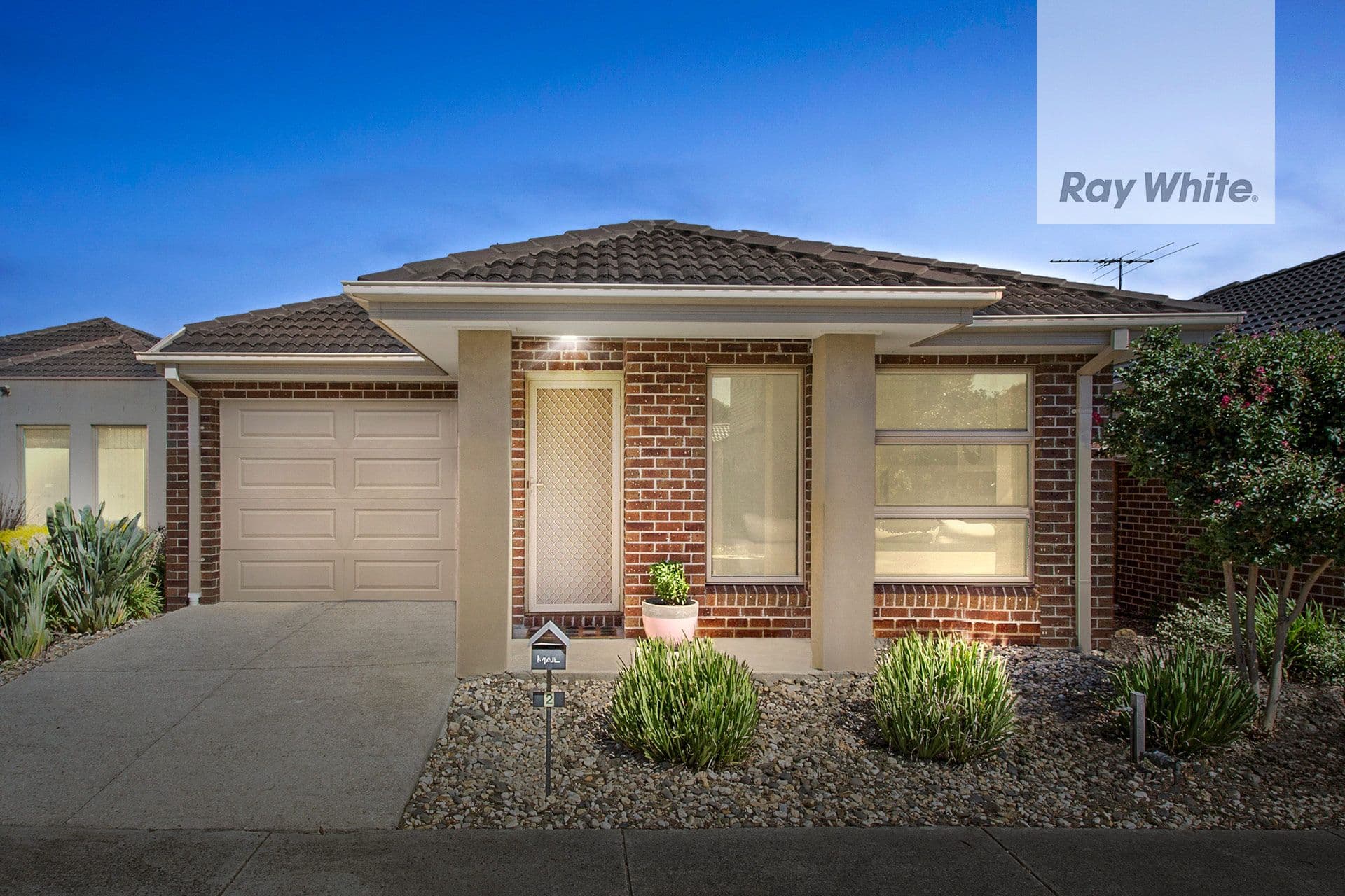 2 Mavora Place, South Morang VIC 3752, South Morang - Image 1