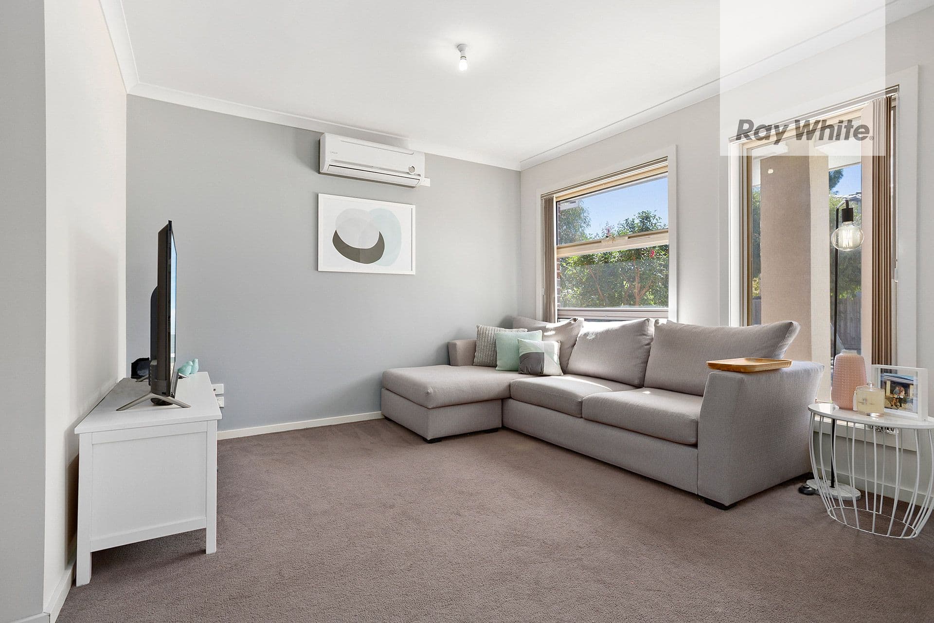 2 Mavora Place, South Morang VIC 3752, South Morang - Thumbnail 3