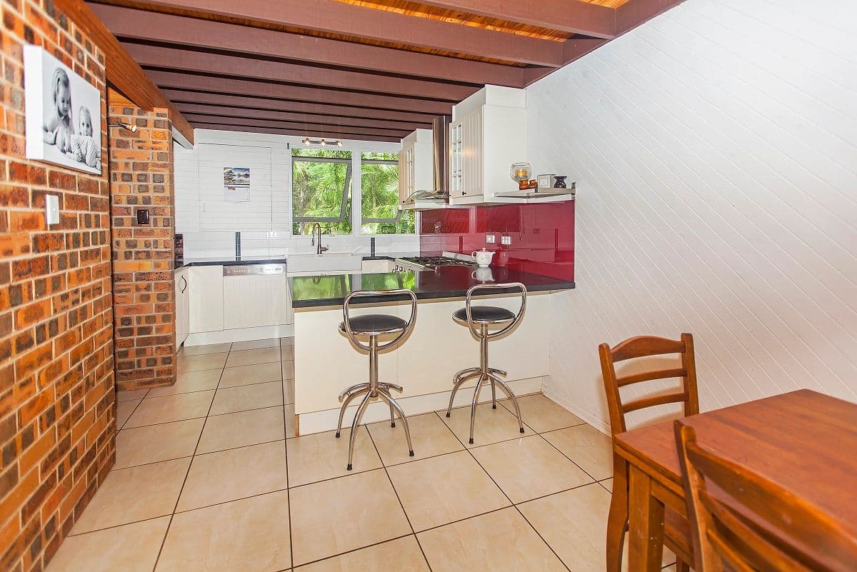 60 Cairns Road, CAMIRA QLD 4300, Camira - Thumbnail 5