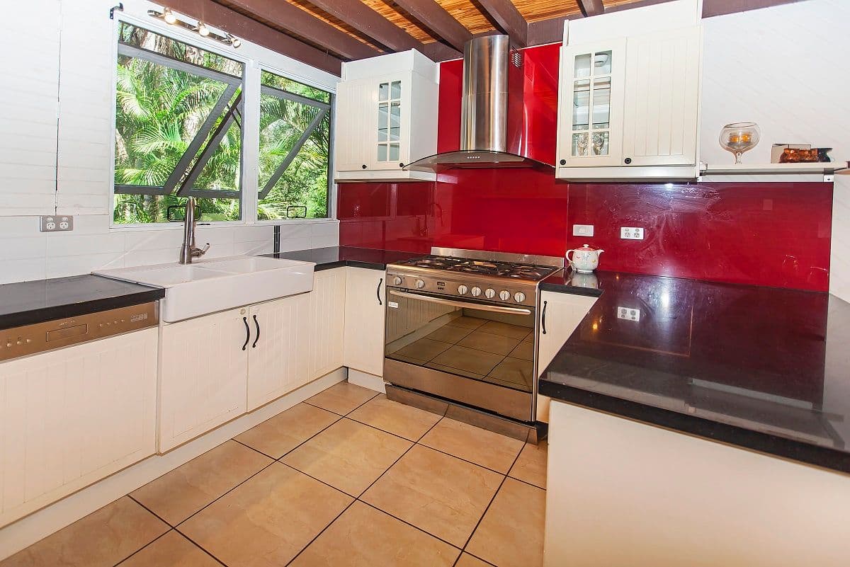 60 Cairns Road, CAMIRA QLD 4300, Camira - Thumbnail 6